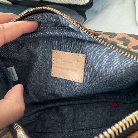 *SOLD* Clare V. Midi Sac - Cognac Metal Cat - Picture 4 of 5